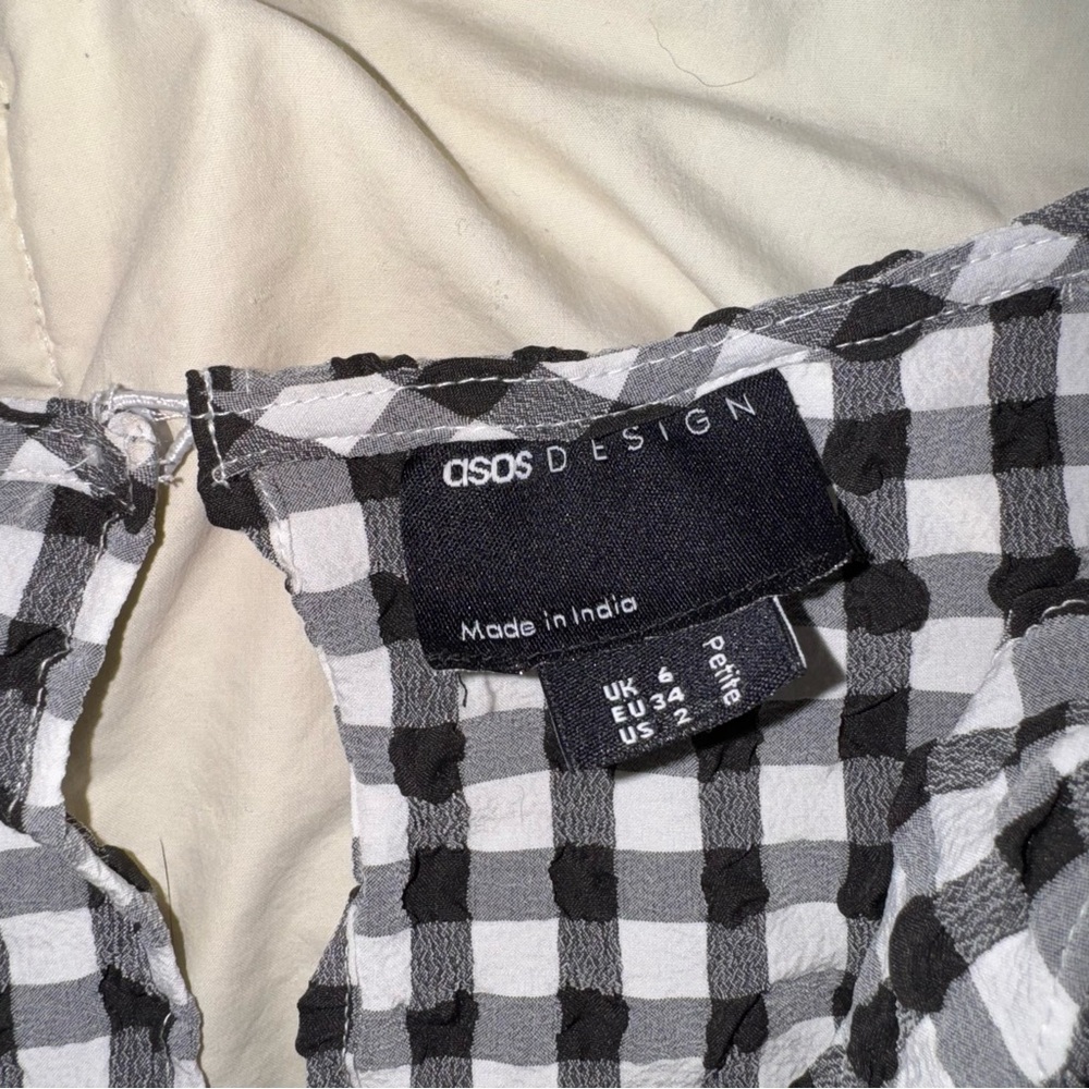 ASOS gingham romper - Picture 3 of 3